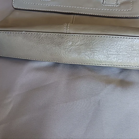 Coach Purse - Picture 4 of 6